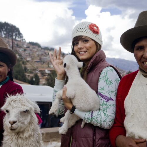 LAMAS & PEOPLE
