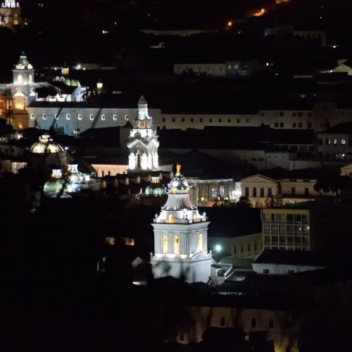 ECUADOR_0014_CUPULAS AT NIGHT