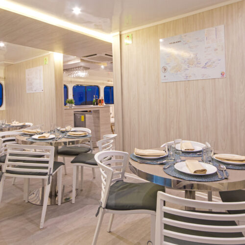 2500_0012_Solaris-Dining room-2