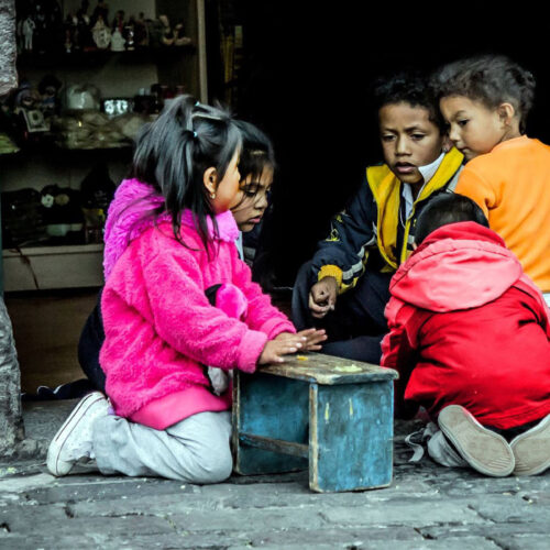 LAT-140_0022_CHILDREN PLAYING